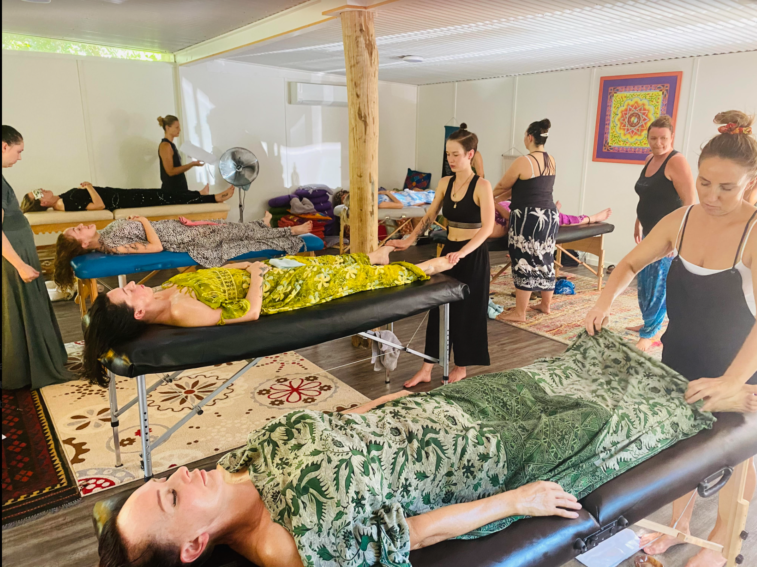 Lava Shell Massage Training - Krishna Village